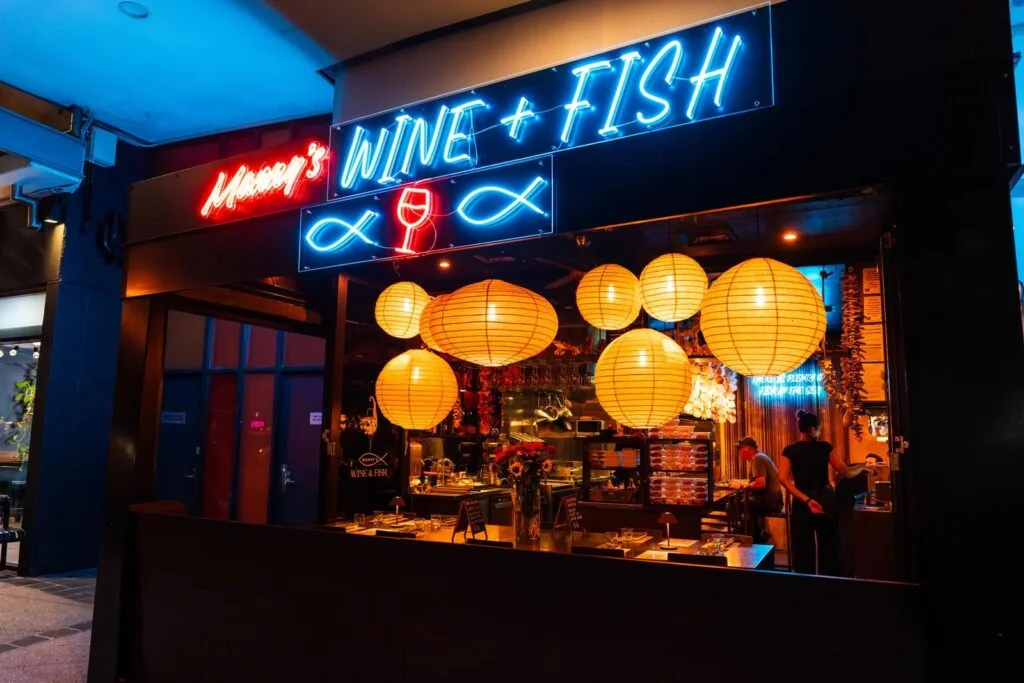 Wine bar in Burleigh Heads at Manny's Wine & Fish